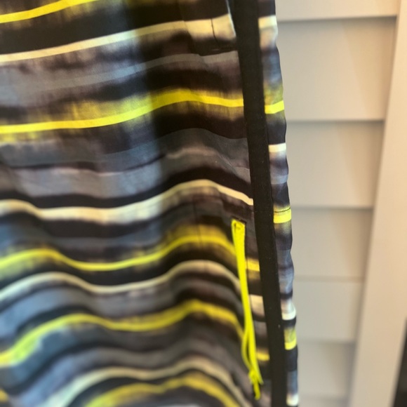 NIKE Board Shorts Swim Small Summer Casual Blue Neon Green - Picture 4 of 6